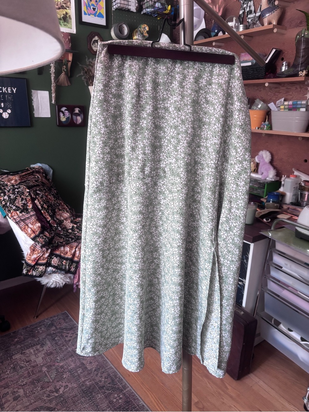 Women’s Green Floral Midi Skirt - Classic A-Line